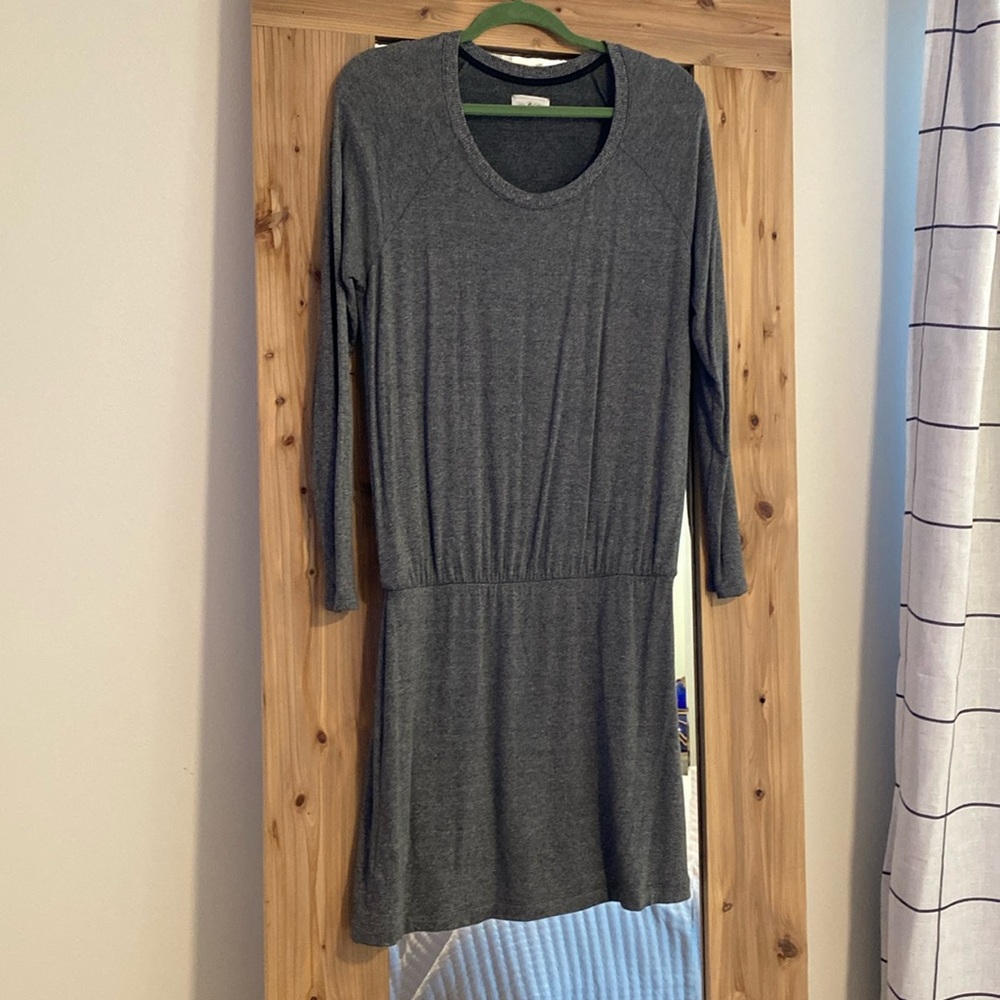 Women’s dark Heather gray dress.